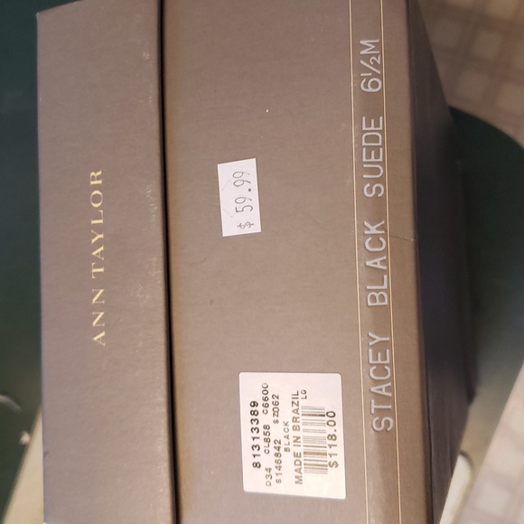 Ann Taylor Stacey Black Suede High Heels Size 6.5M NIB - Picture 7 of 7